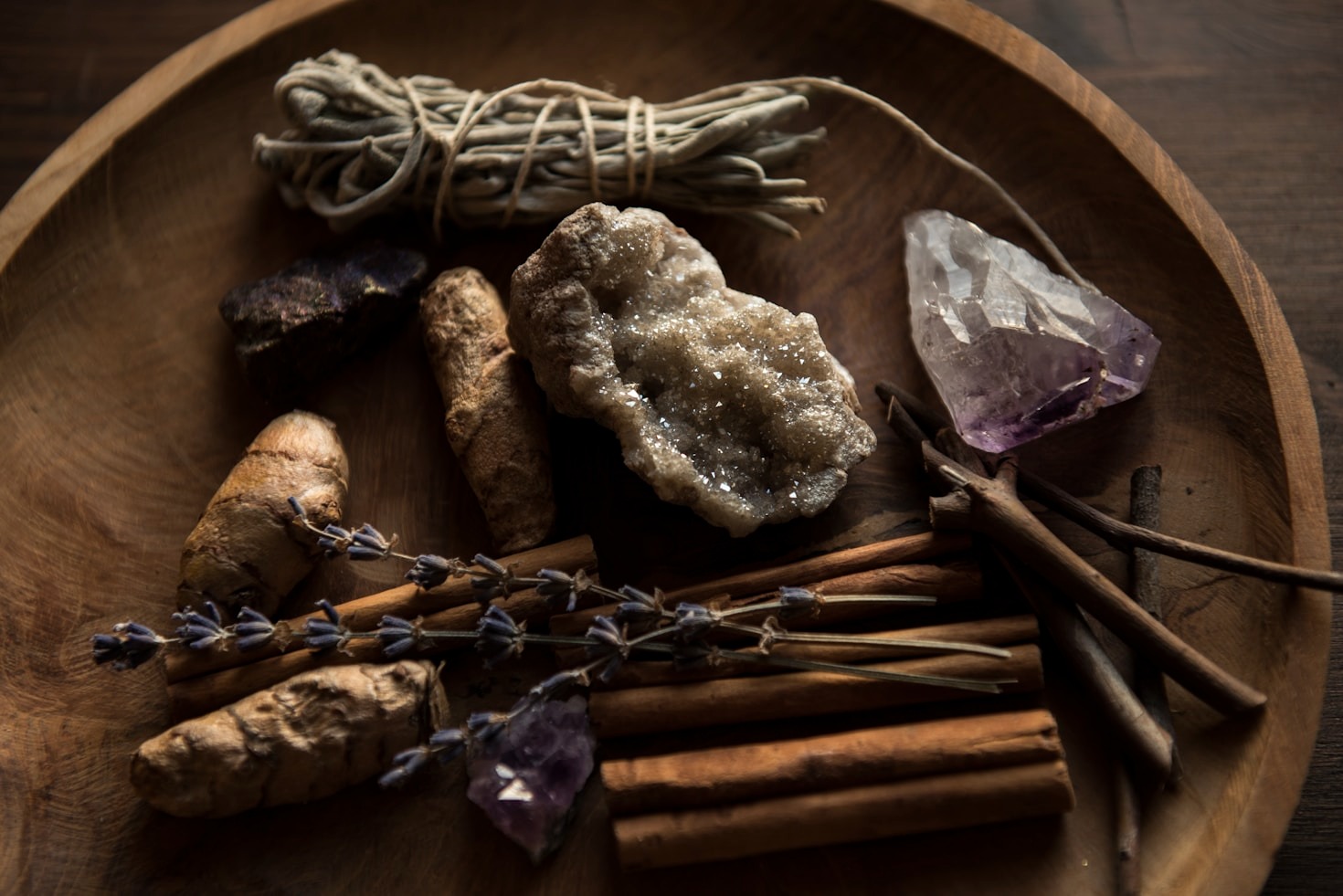 How to Cast Effective Wealth Spells for Abundance